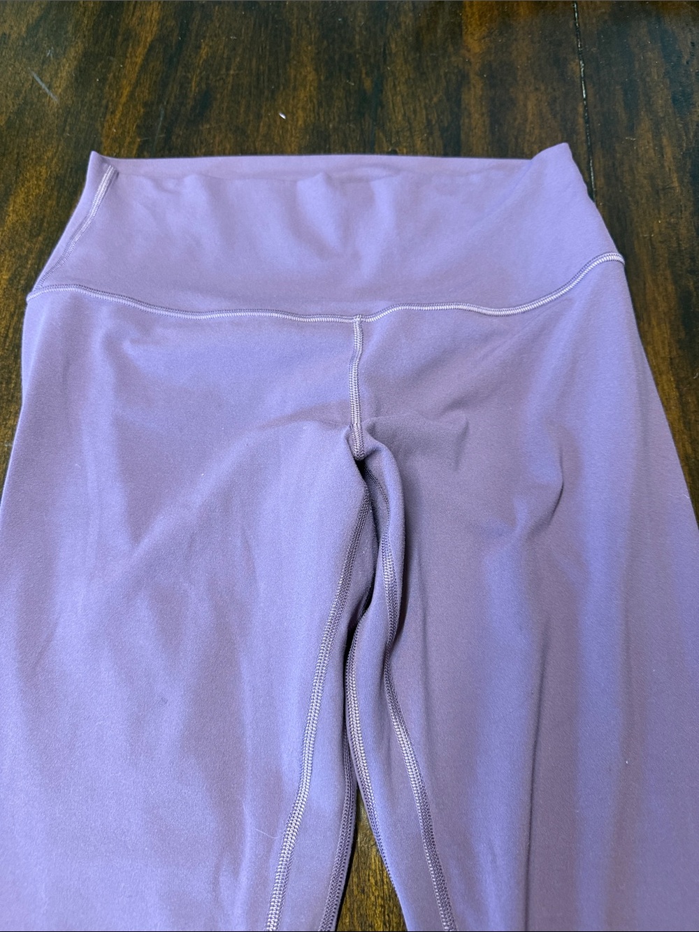 lululemon athletica women’s Purple Leggings Align 25” - Picture 2 of 4